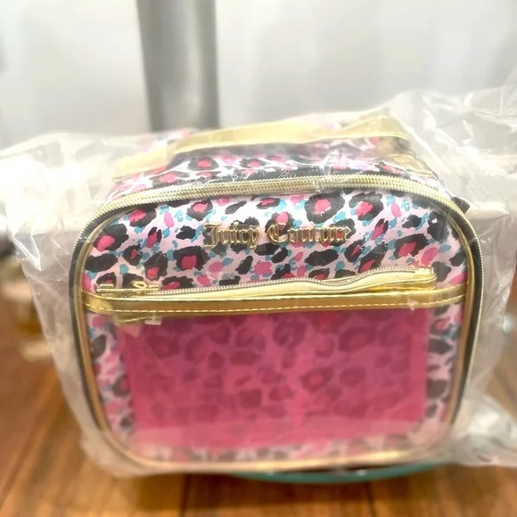 JUICY COUTURE Pink Leopard Pattern PURounded Makeup Case Organizer